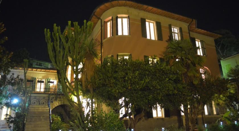 Hotel La Scogliera Bordighera Exteriör bild